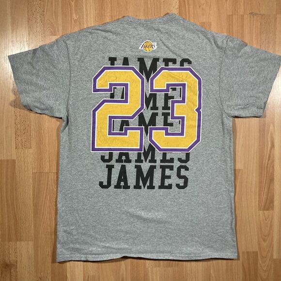 Los Angeles Lakers Lebron James #23 NBA Graphic Tee (Men’s M) Gray Shirt • EUC - Picture 3 of 3